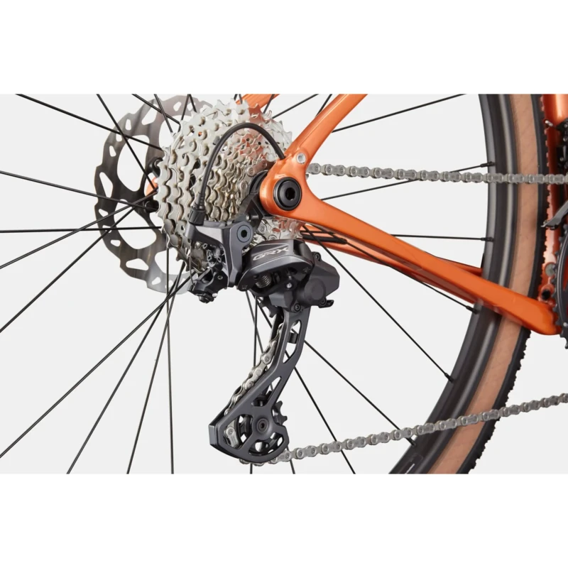 Rower gravel Cannondale Topstone Carbon 3 GRX 2x Pomarańczowy - widok piasty i łańcucha