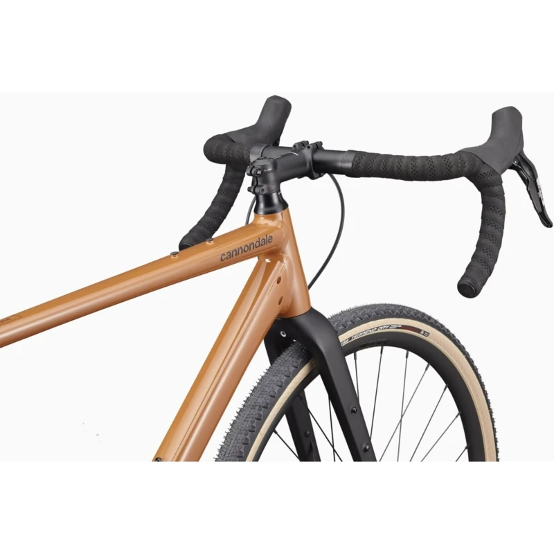 Rower gravel Cannondale Topstone Apex 1 Cinnamon - widok ramy i kierownicy