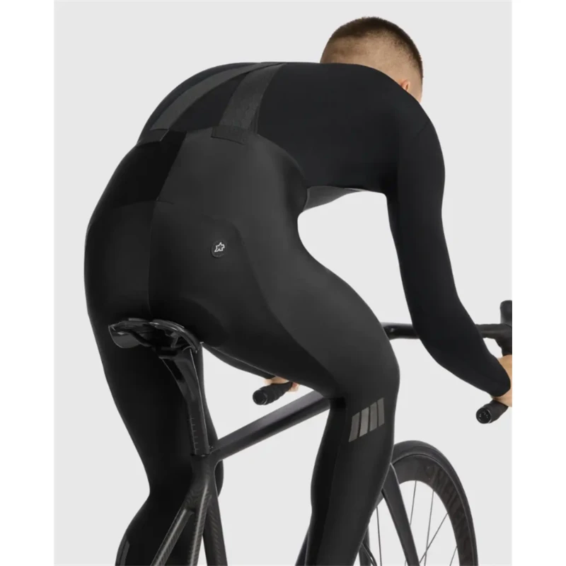 spodnie-kolarskie-assos-endurance-thermobooster-s11-7.webp
