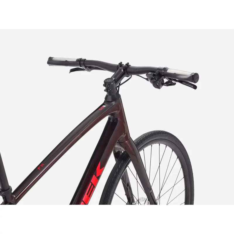 rower-fitness-trek-fx-3-z-wysokim-przekrokiem-gen-4-bordowy-3.webp