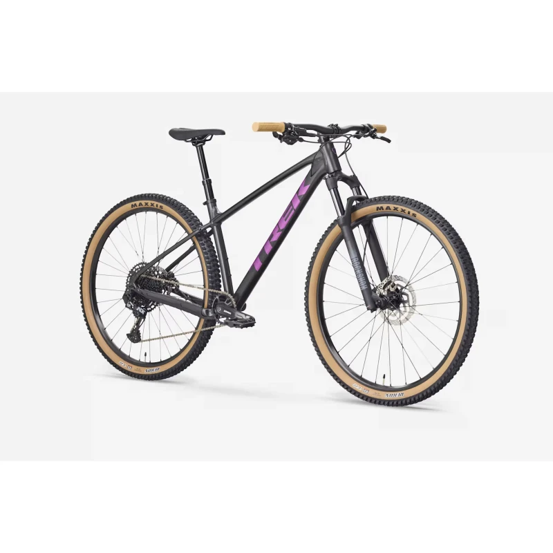 rower-mtb-trek-marlin-7-gen-3-czarny-2.webp