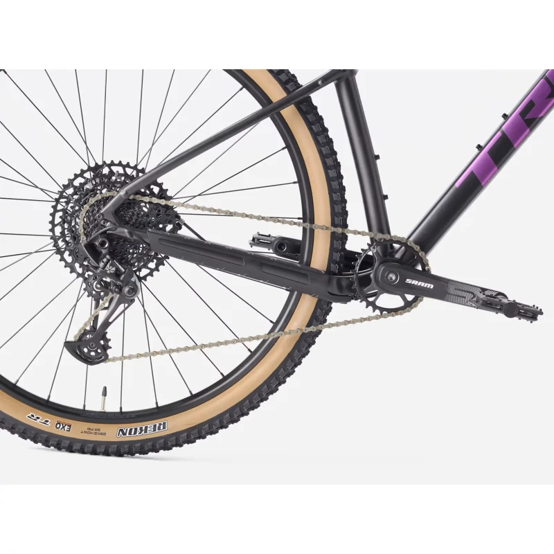 rower-mtb-trek-marlin-7-gen-3-czarny-6.webp