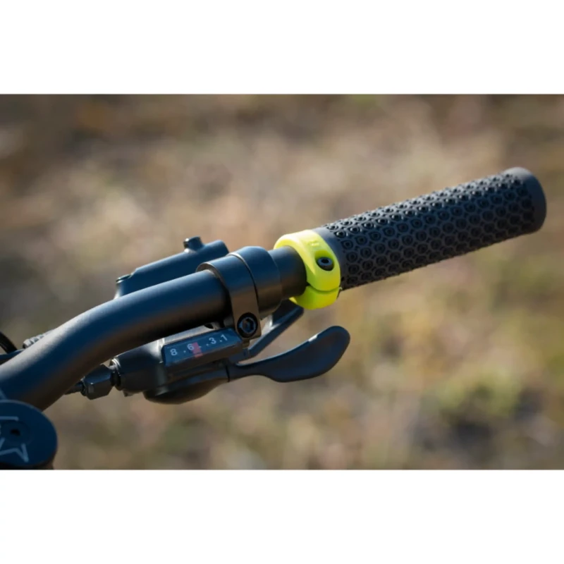 Rower Superior Racer XC 27 DB Biały - gripy