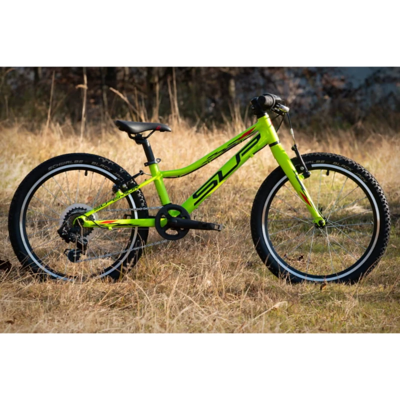 Rower dziecięcy Superior Racer XC 20 Lime - widok z boku