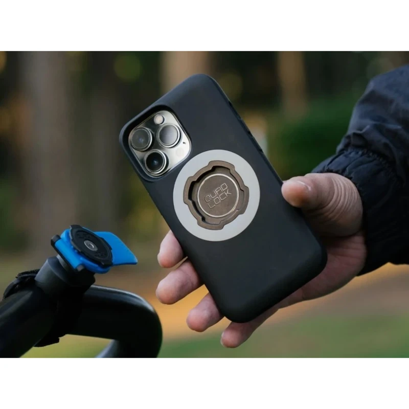 etui-quad-lock-mag-case-iphone-16-plus-3.webp