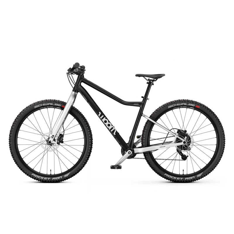 Rower młodzieżowy Woom Off 6 Czarny - widok z boku