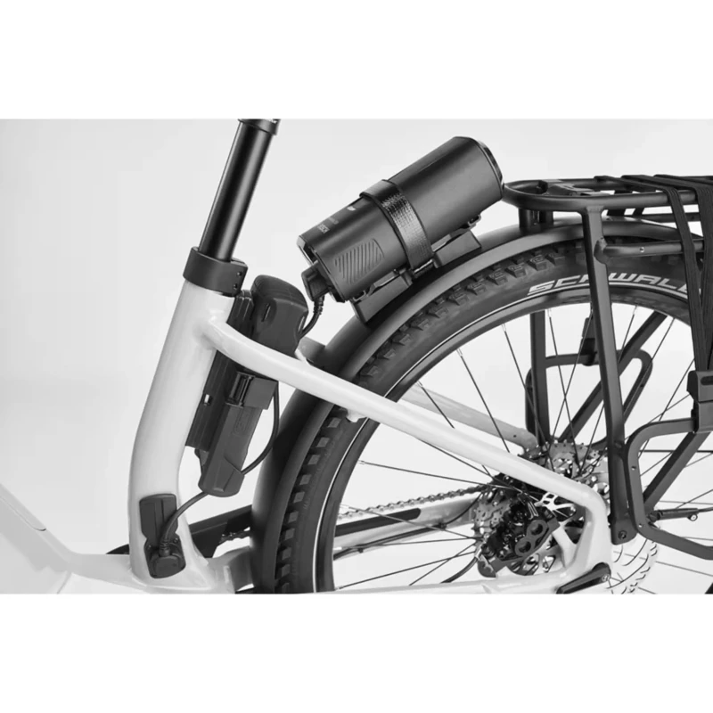 Rower elektryczny Diamant Suvea Trip Plus 600Wh Granatowy - widok bagażnika