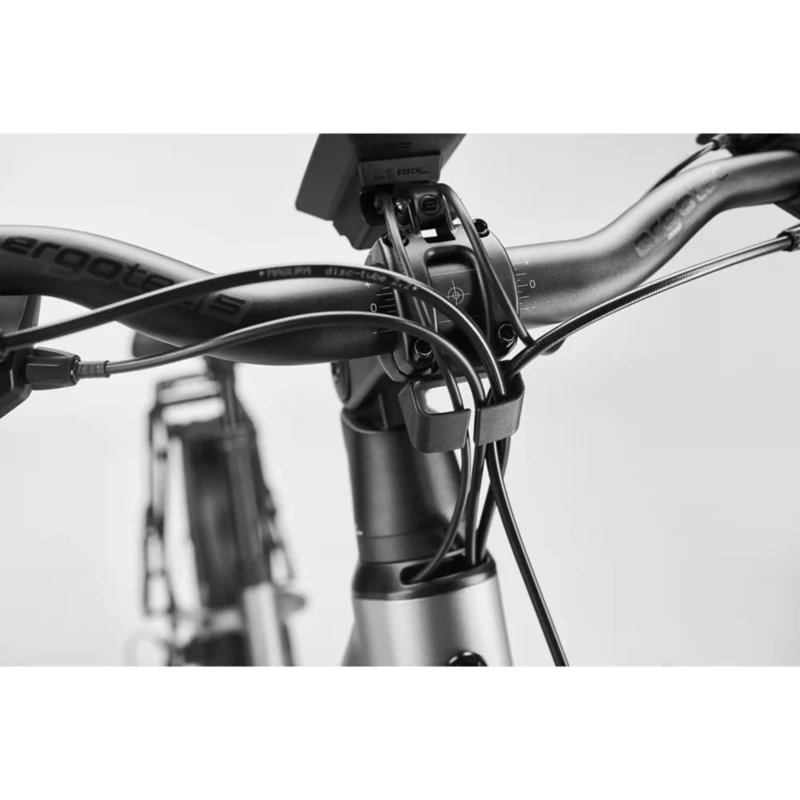 Rower elektryczny Diamant Suvea Trip Plus 800Wh Zielony - widok kierownicy