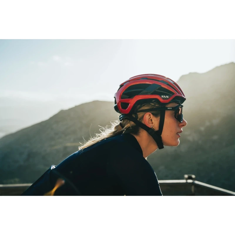 kask-rowerowy-kask-valegro-czerwony-6.webp