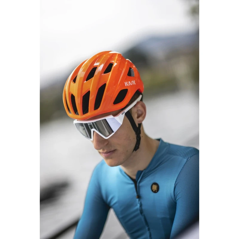 kask-rowerowy-kask-mojito-3-pomaranczowy-4.webp