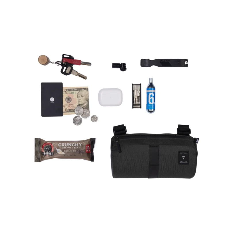 torba-na-kierownice-giant-shadow-sl-burrito-czarna-4.webp