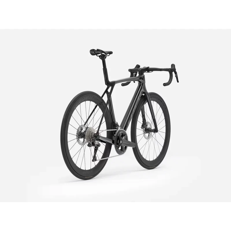 rower-szosowy-trek-madone-sl-7-gen-8-czarny-2.webp