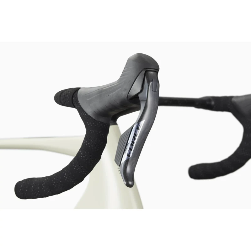 rower-gravel-cannondale-superx-1-bialy-5.webp
