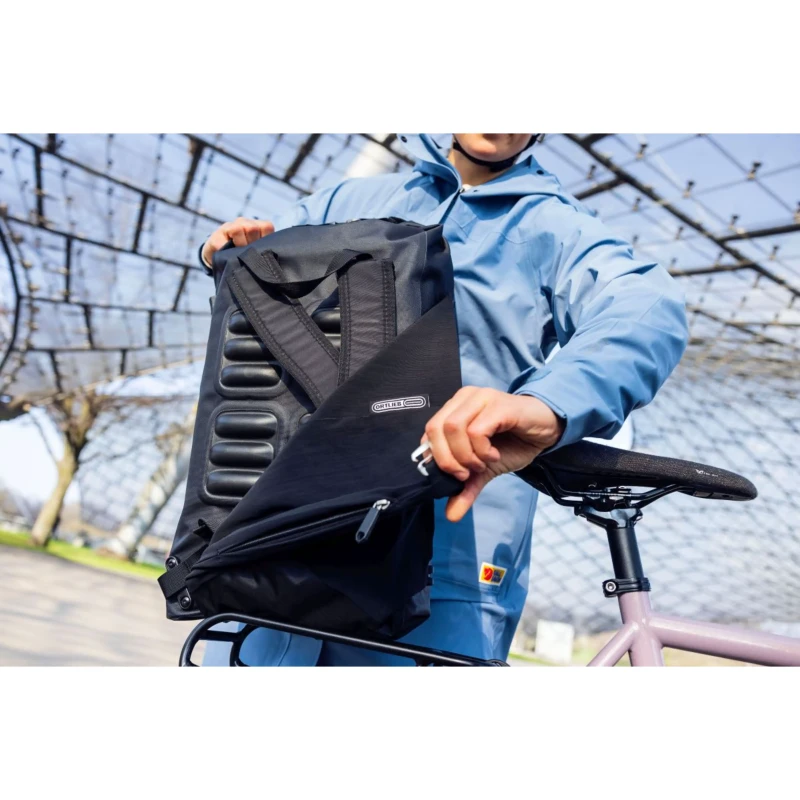 plecak-ortlieb-vario-lite-ql2.1-22l-czarny-18.webp