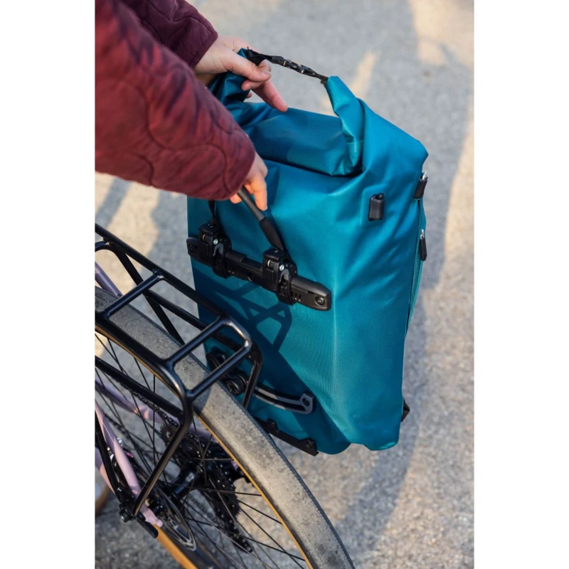 plecak-ortlieb-vario-lite-ql2.1-22l-turkusowy-16.webp