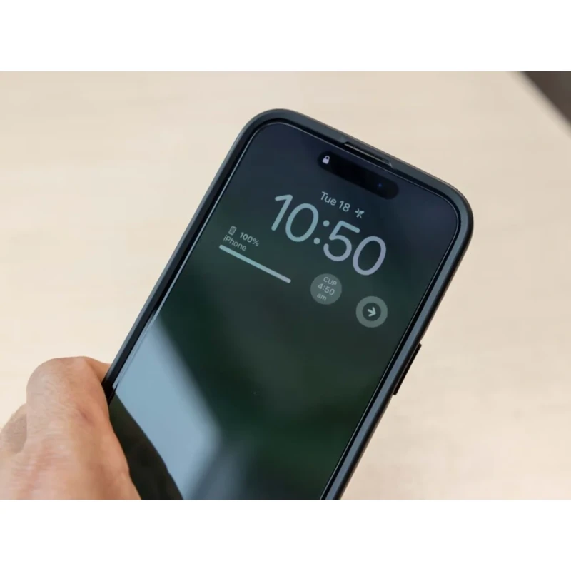 szklo-ochronne-quad-lock-screen-protector-samsung-galaxy-s25-2.webp