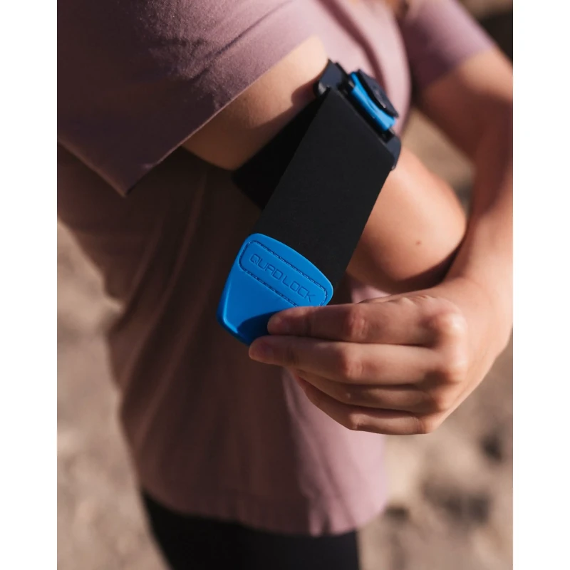 opaska-na-ramie-quad-lock-sports-armband-3.webp