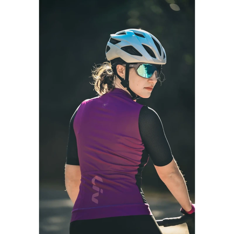 kask-liv-rev-elite-mips-bialy-8.webp