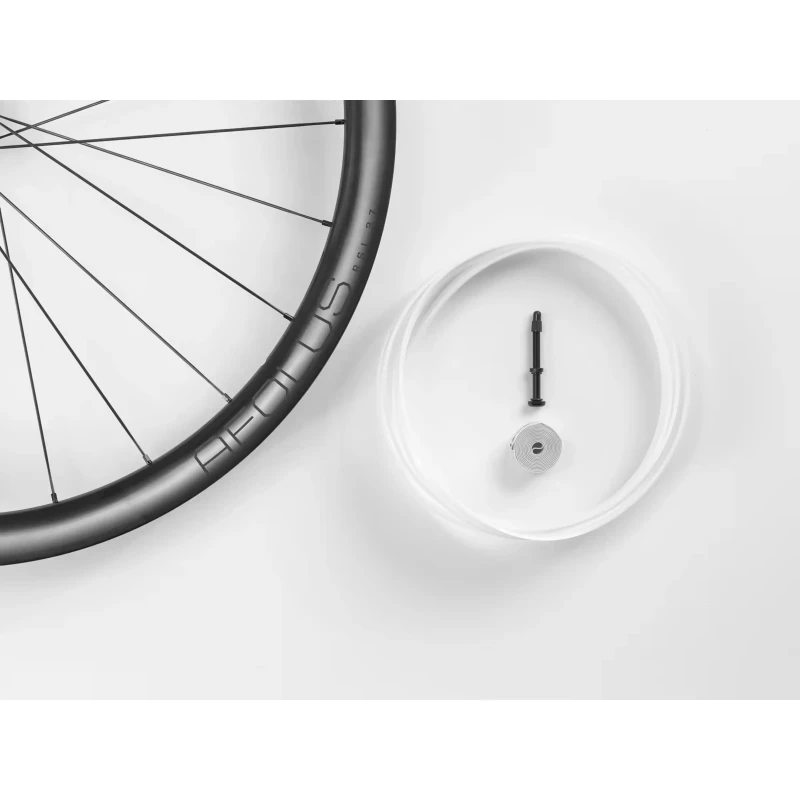 kolo-tylne-bontrager-aeolus-rsl-37-6.webp