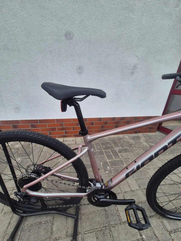 rower-crossowy-giant-roam-3-shell-white-2