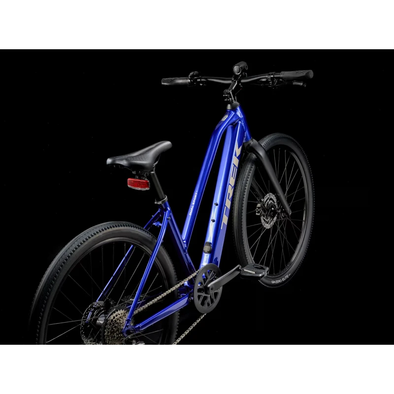 rower-elektryczny-trek-dual-sport-2-stagger-lt-niebieski-3.webp