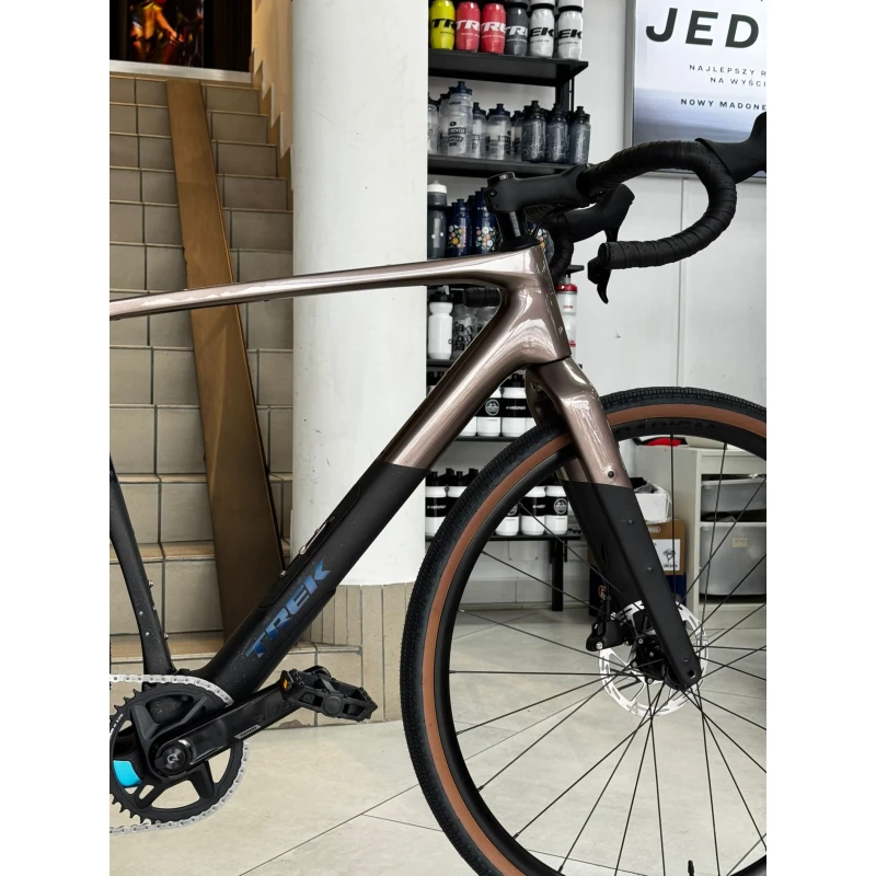 rower-gravel-trek-checkpoint-sl-5-axs-gen-3-2026-brazowy-ml-2.webp