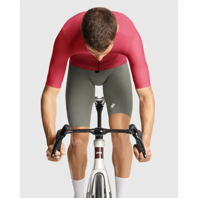 koszulka-assos-equipe-rs-s11-czerwona-5.webp