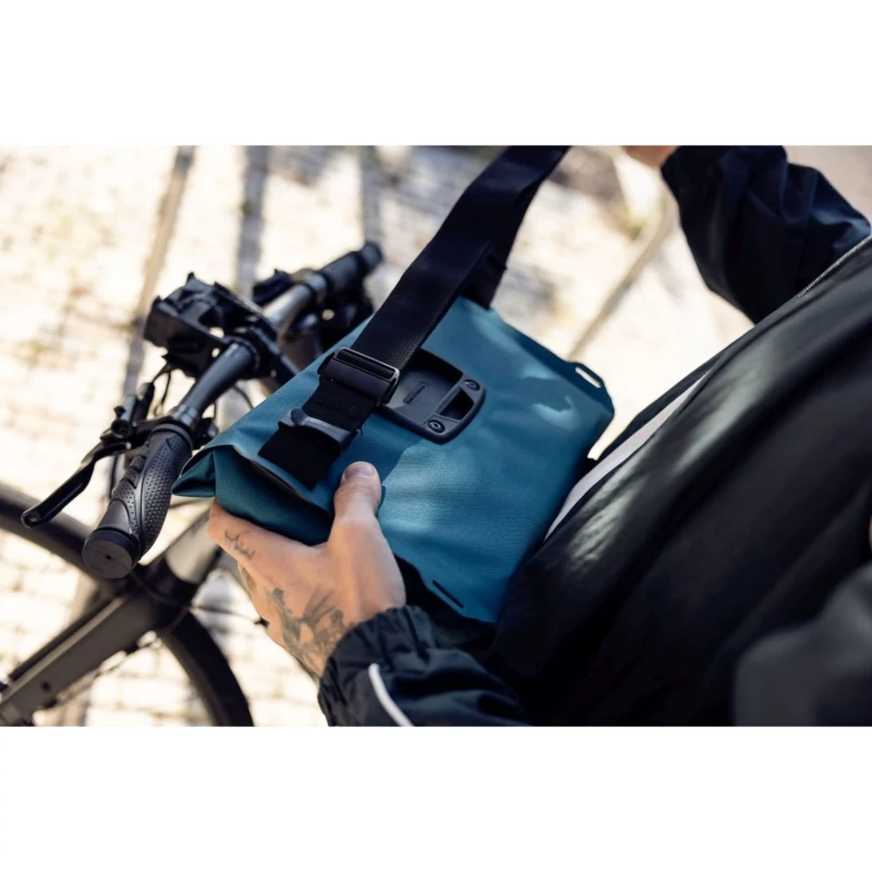 torba-na-kierownice-ortlieb-velo-sling-flex-5l-turkusowa-12.webp