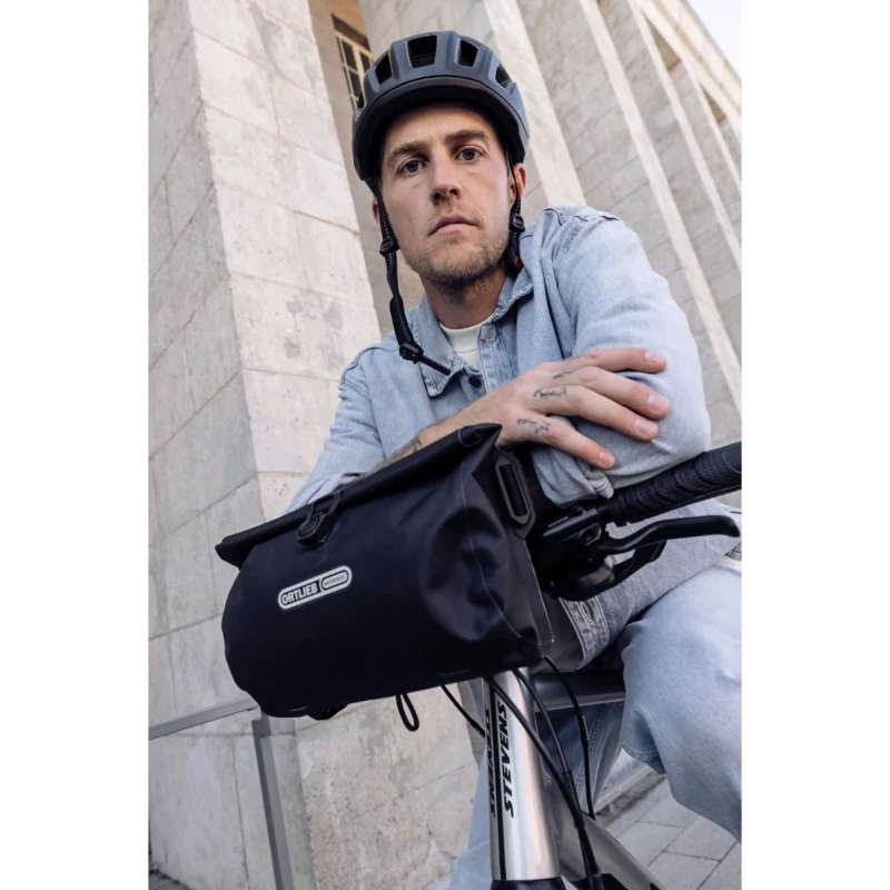 torba-na-kierownice-ortlieb-velo-sling-flex-2.5l-czarna-11.webp