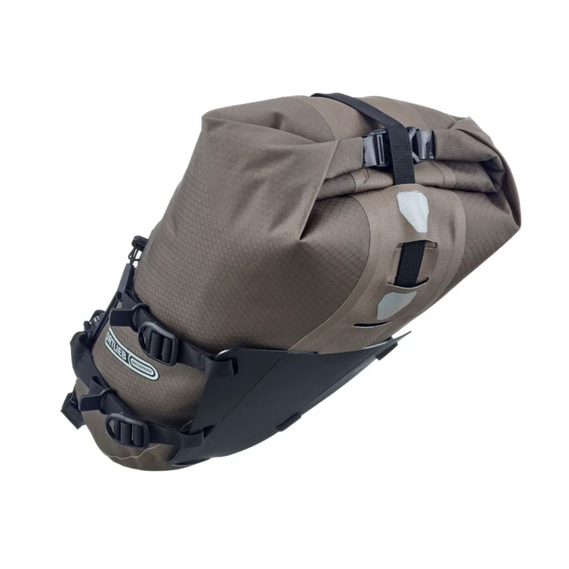 torba-podsiodlowa-ortlieb-seat-pack-qr-7.5l-brazowa-3.webp