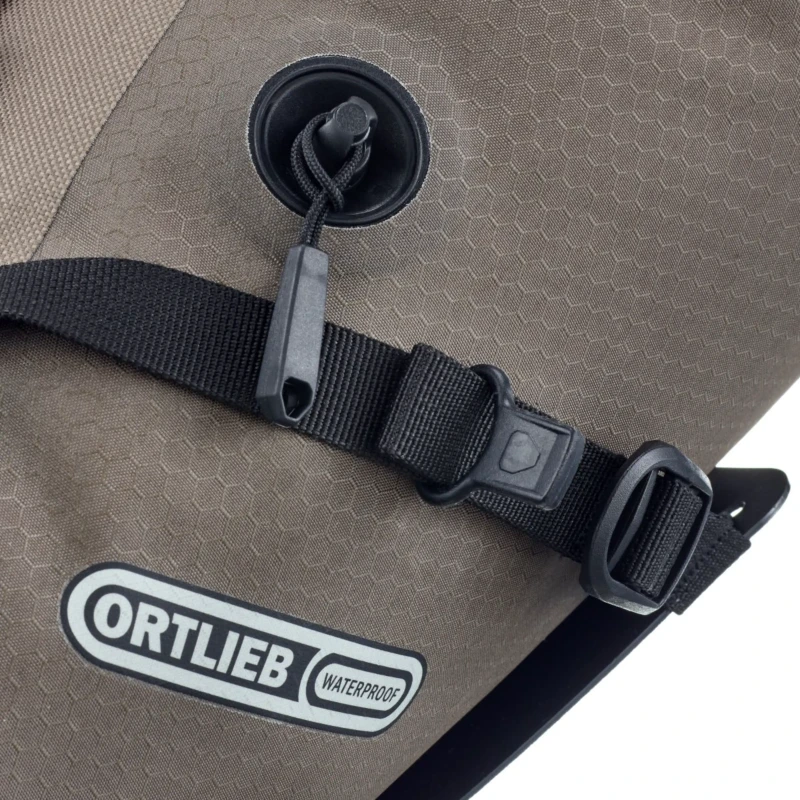 torba-podsiodlowa-ortlieb-seat-pack-qr-7.5l-brazowa-7.webp