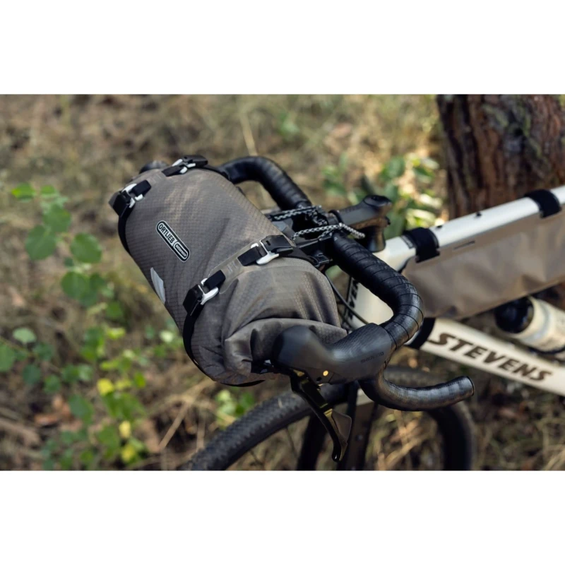 torba-na-kierownice-ortlieb-handlebar-pack-flex-9l-brazowa-10.webp