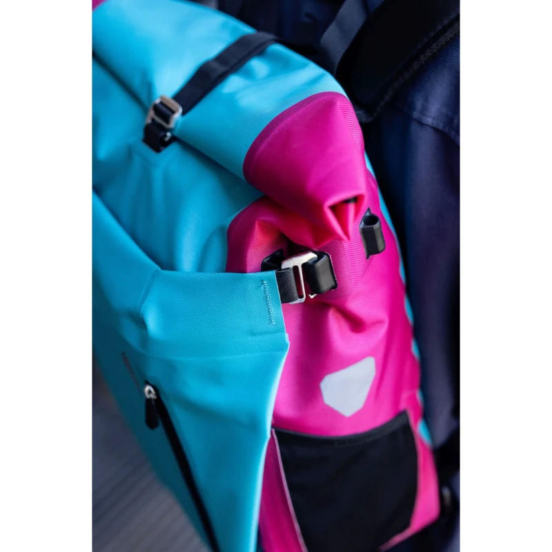 ortlieb-plecak-vario-ps-ql2-1-cyber-cyber-blue-cyb (22).webp