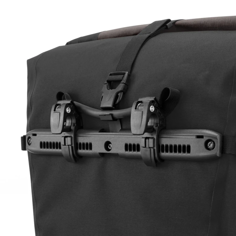 sakwy-tylne-ortlieb-back-roller-xl-plus-78l-grafitowe-6.webp