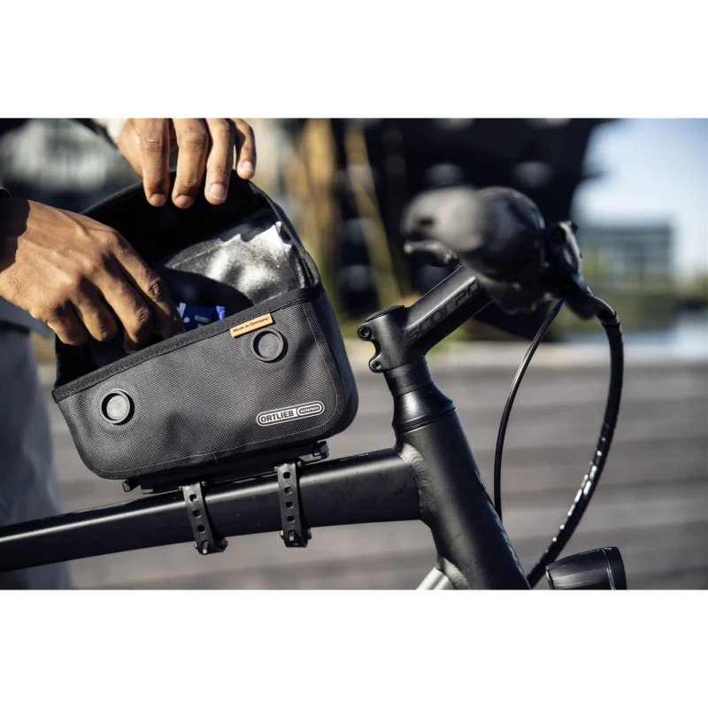 torba-na-rame-ortlieb-toptube-bag-brazowa-11.webp