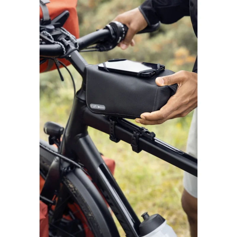 torba-na-rame-ortlieb-toptube-bag-brazowa-12.webp