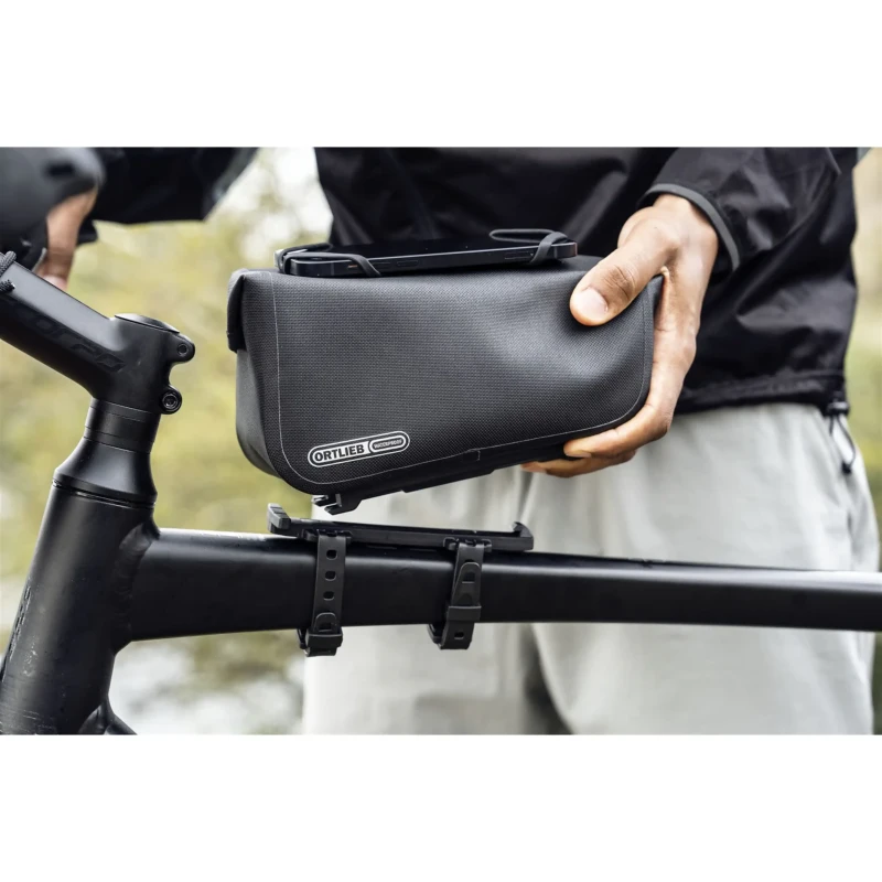 torba-na-rame-ortlieb-toptube-bag-brazowa-13.webp
