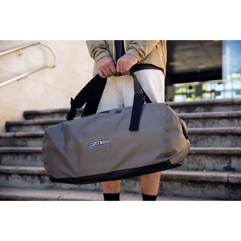 torba-podrozna-ortlieb-duffle-lite-40l-pomaranczowa-18.webp