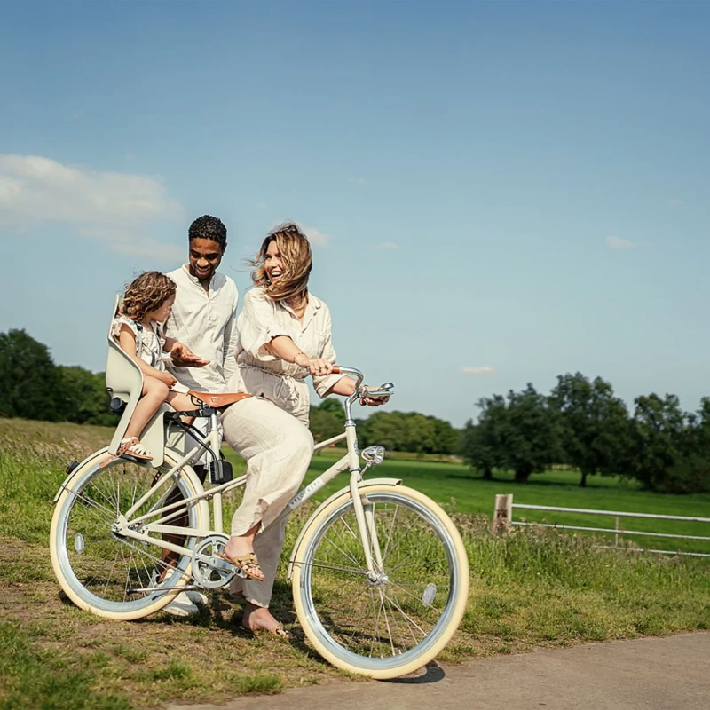 fotelik-na-bagaznik-urban-iki-u-me-easyfix-bezowo-brazowy-5.webp