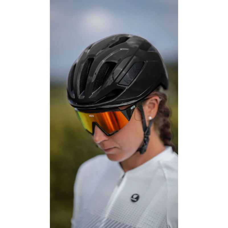 kask-rowerowy-kask-sintesi-czarny-5.webp