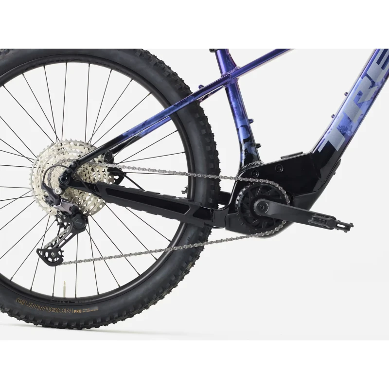 rower-elektryczny-trek-marlin-8-2026-fioletowy-6.webp
