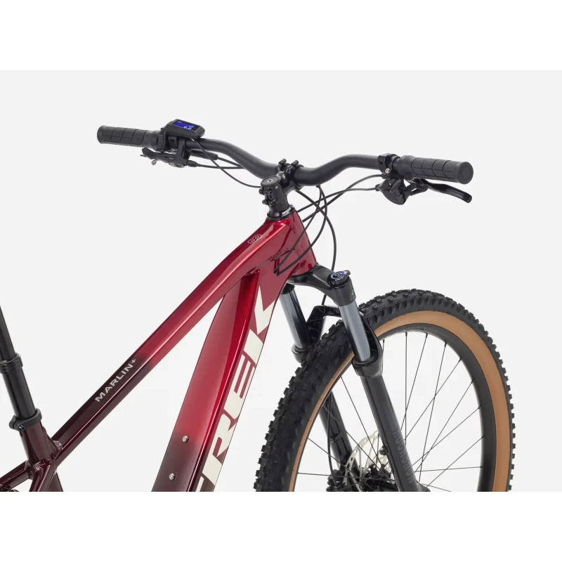 rower-elektryczny-trek-marlin-8-2026-czerwony-3.webp