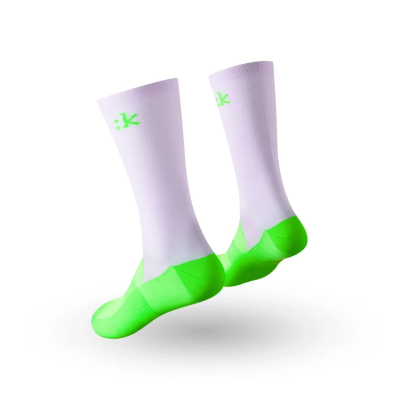 skarpetki-rowerowe-fizik-performance-bialo-zielone-2.webp