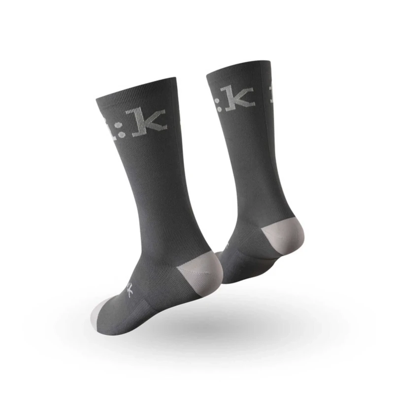 skarpetki-rowerowe-fizik-team-edition-szare-2.webp