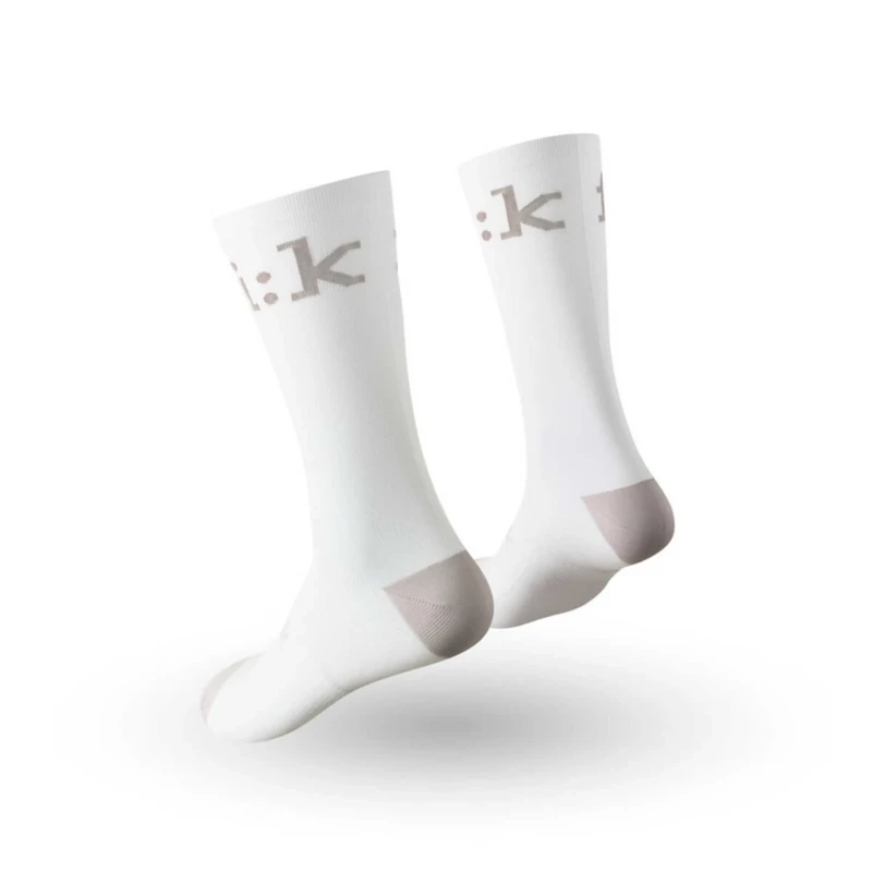 skarpetki-rowerowe-fizik-team-edition-biale-2.webp