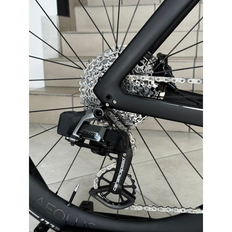 rower-szosowy-trek-madone-slr-gen-7-czarny-58-uzywany-5.webp