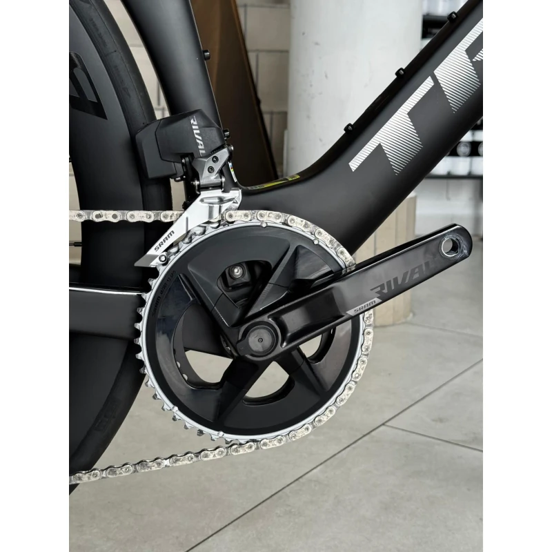 rower-szosowy-trek-madone-slr-gen-7-czarny-58-uzywany-6.webp