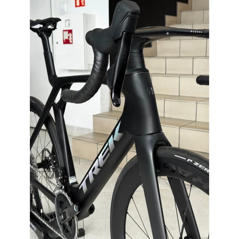 rower-szosowy-trek-madone-slr-gen-7-czarny-58-uzywany-7.webp