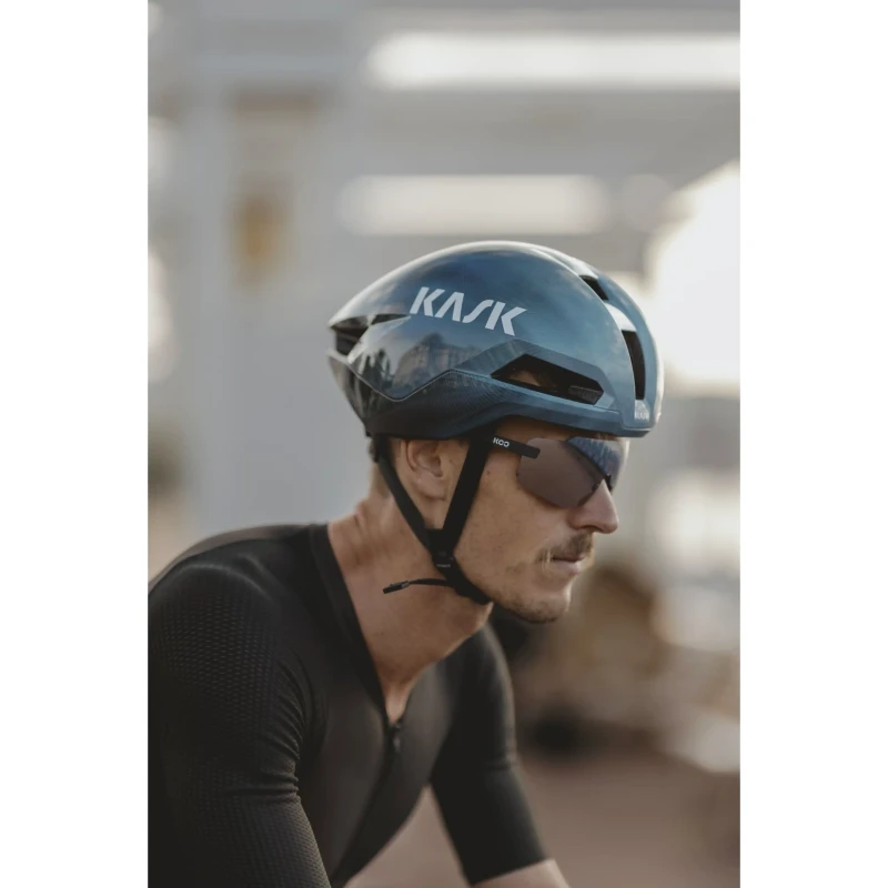kask-rowerowy-kask-nirvana-niebieski-5.webp