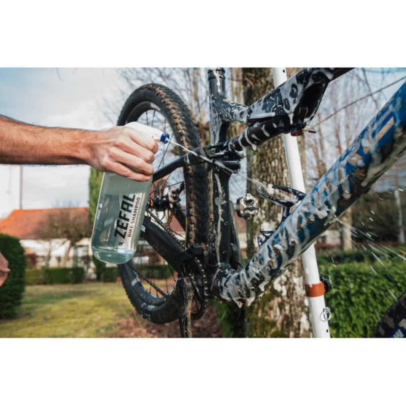 plyn-czyszczacy-do-roweru-zefal-bike-shampoo-3l-5.webp